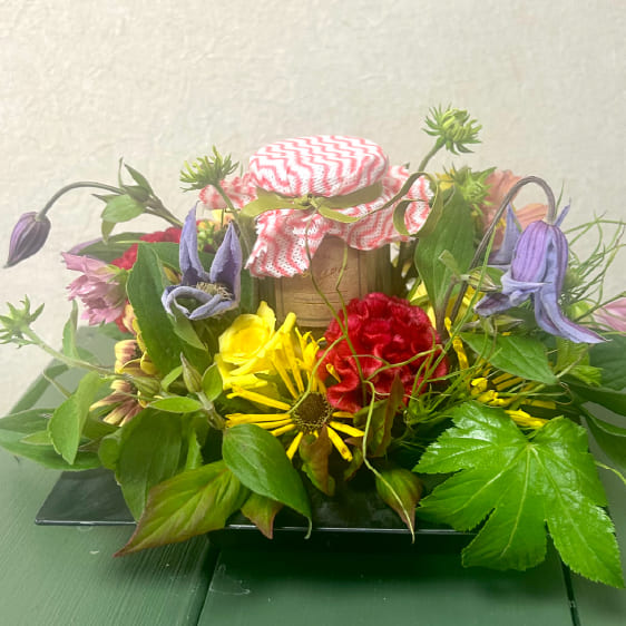 ギフトと花のアレンジメント